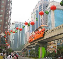 Cây xanh mọc um tùm, đẹp mắt dưới gầm đường sắt trên cao ở nhiều nước trên thế giới