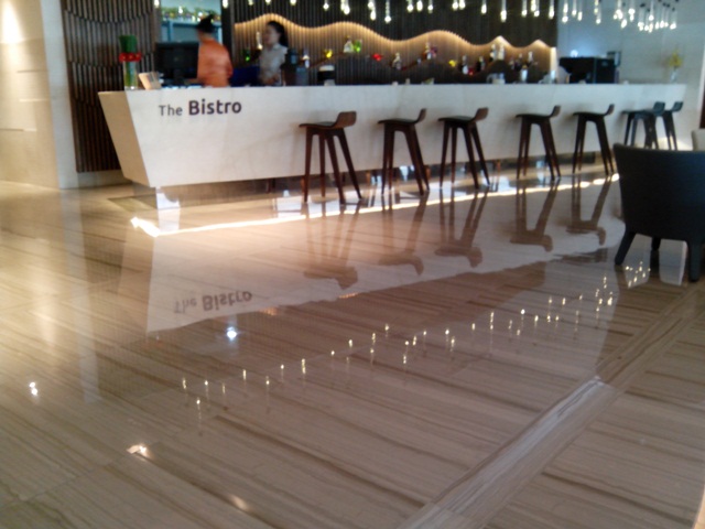 đánh bóng sàn đá